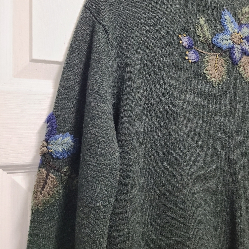 Talbots Floral Embroidered Lambswool Blend Vintage‎ Green Cardigan Large - Picture 15 of 16